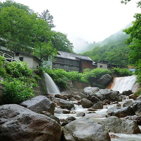 ホテル 滑川温泉福島屋 米沢市 エクステリア 写真