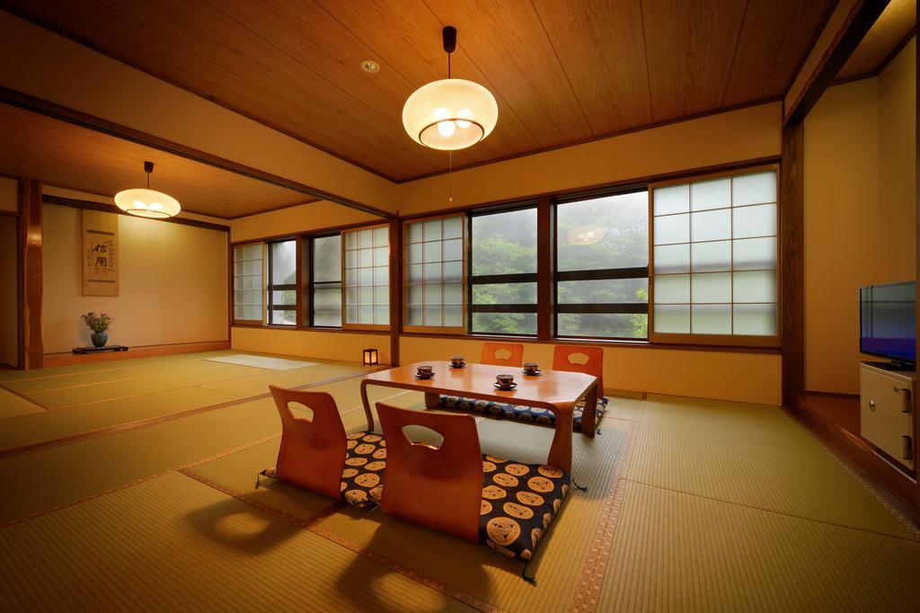 ホテル 滑川温泉福島屋 米沢市 エクステリア 写真
